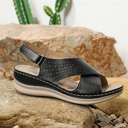 🔥Last Day 70% OFF - Women's  Vacation Chunky Platform Classic Leather Sandals