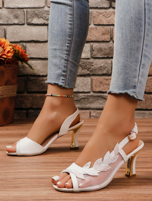 🔥Last Day Promotion 50% OFF - Women's Flower Rhinestone Block Heel Sandals