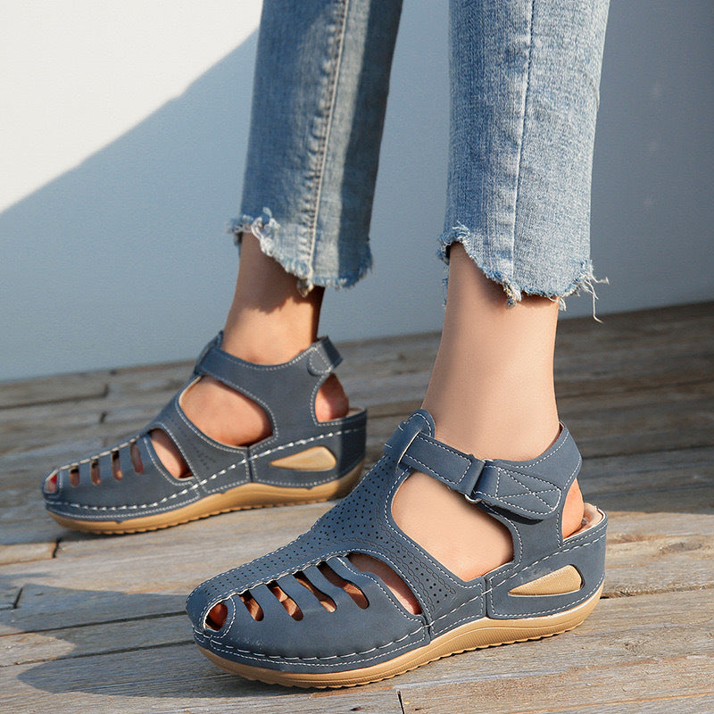 Airfleek Arch Support Wide Toe Box Closed Toe Sandals