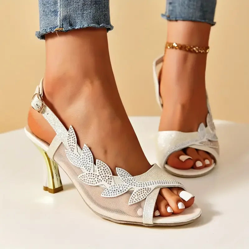 🔥Last Day Promotion 50% OFF - Women's Flower Rhinestone Block Heel Sandals