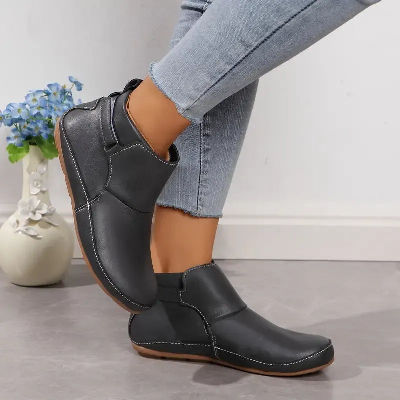 Chic Women's All-Season Platform Boots