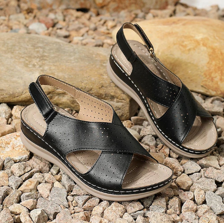 🔥Last Day 70% OFF - Women's  Vacation Chunky Platform Classic Leather Sandals